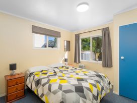Nest by the Beach - Cooks Beach Holiday Home -  - 1031805 - thumbnail photo 16