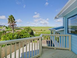 The Blue Cottage with WiFi- Waipu Holiday Home -  - 1032065 - thumbnail photo 26