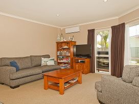 Bliss by the Beach - Whangamata Holiday Home -  - 1032134 - thumbnail photo 3