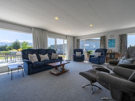 Kepler Retreat - Te Anau Holiday Home -  - 1032249 - thumbnail photo 4