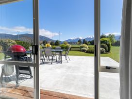 Kepler Retreat - Te Anau Holiday Home -  - 1032249 - thumbnail photo 7