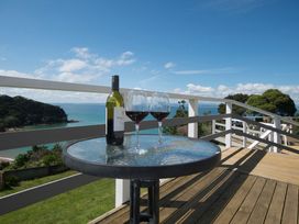 What a View View - Whatuwhiwhi Holiday Home -  - 1032383 - thumbnail photo 2