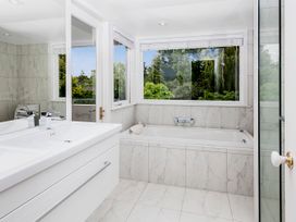 French City Mansion - Christchurch Luxury Home -  - 1032478 - thumbnail photo 11