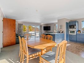 Kinloch Family Retreat - Kinloch Holiday Home -  - 1032662 - thumbnail photo 7