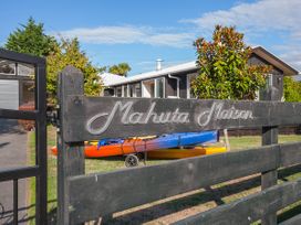 Mahuta Maison - Lake Taupo Holiday Home -  - 1032666 - thumbnail photo 25