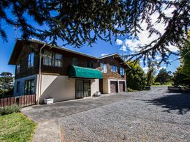 Riverbed Lodge - Lake Taupo Home -  - 1032670 - thumbnail photo 26