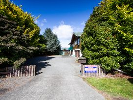 Riverbed Lodge - Lake Taupo Home -  - 1032670 - thumbnail photo 27