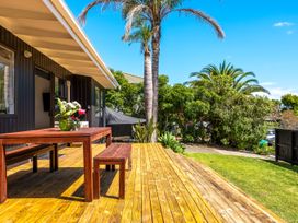 Sol Spa Oasis - Surfdale Holiday Home -  - 1032676 - thumbnail photo 27