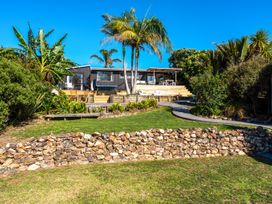 Sol Spa Oasis - Surfdale Holiday Home -  - 1032676 - thumbnail photo 33