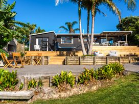 Sol Spa Oasis - Surfdale Holiday Home -  - 1032676 - thumbnail photo 39