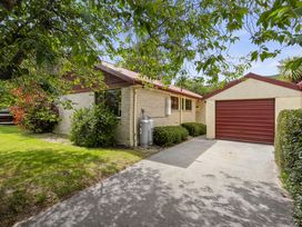 Rees on Reid - Arrowtown Holiday Home -  - 1032698 - thumbnail photo 1