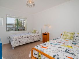 Captain's Cabin - Cooks Beach Holiday Home -  - 1032710 - thumbnail photo 15