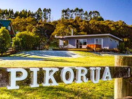 Pikorua - Raurimu Holiday Home -  - 1032715 - thumbnail photo 1