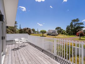 Patton's Place - Pauanui Holiday Home -  - 1032789 - thumbnail photo 11