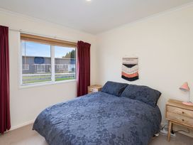 The Purple House - Ohakune Holiday Home with Spa Pool -  - 1032889 - thumbnail photo 20