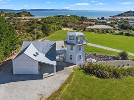 The Lighthouse - Ligar Bay Holiday Home -  - 1032943 - thumbnail photo 17