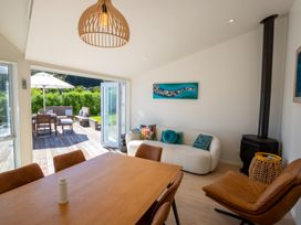 The Lighthouse - Ligar Bay Holiday Home -  - 1032943 - thumbnail photo 4