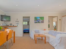Oysters Retreat - Cooks Beach Holiday Home -  - 1033002 - thumbnail photo 11
