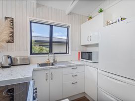 Captains Bach at Cooks - Upstairs Holiday Unit -  - 1033021 - thumbnail photo 9