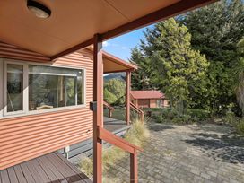 Korimako Ridge - Lake Hawea Holiday Home -  - 1033033 - thumbnail photo 16