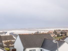 Seaview -  - 1033555 - thumbnail photo 17