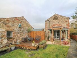 2 bedroom Cottage for rent in Brough