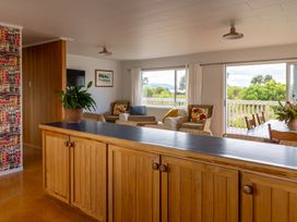 Over the Dunes - Cooks Beach Holiday Home -  - 1035042 - thumbnail photo 19