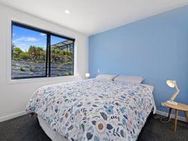 Karearea Views - Wanaka Holiday Home -  - 1035346 - thumbnail photo 11