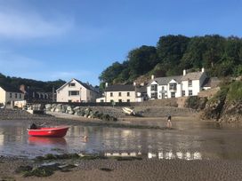 3 bedroom Cottage for rent in Little Haven