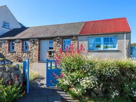 2 bedroom Cottage for rent in Goodwick