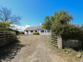 3 bedroom Cottage for rent in Newport