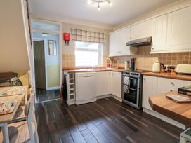 Scarborough Cottage - North Yorkshire (incl. Whitby) - 1036770 - thumbnail photo 4