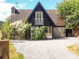 3 bedroom Cottage for rent in Kincraig