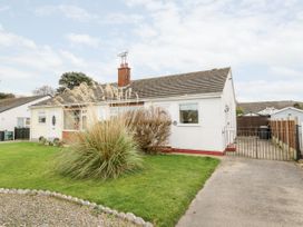 2 bedroom Cottage for rent in Abergele