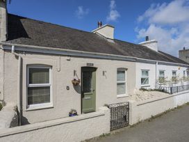 2 bedroom Cottage for rent in Amlwch