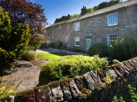 5 bedroom Cottage for rent in Melmerby