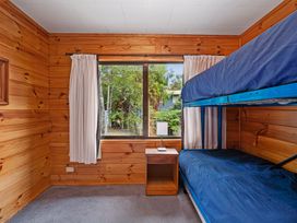 Puka Lodge (Rear dwelling) - Pukawa Bay Home -  - 1043885 - thumbnail photo 10