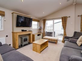 2 bedroom Lodge at Pevensey Bay - Kent & Sussex - 1043960 - thumbnail photo 3