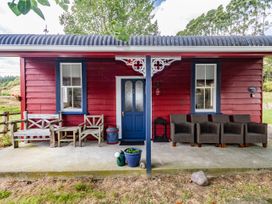 The Red Rooster Cottage -  - 1044408 - thumbnail photo 20