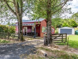 The Red Rooster Cottage -  - 1044408 - thumbnail photo 21
