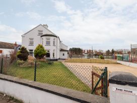 8 bedroom Cottage for rent in Mablethorpe