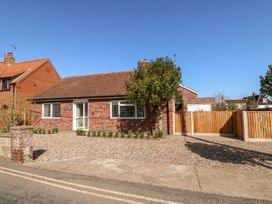 Sunnyside - Norfolk - 1048176 - thumbnail photo 1