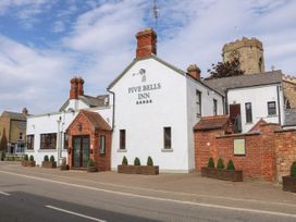 The Five Bells Inn - Norfolk - 1049236 - thumbnail photo 2