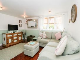 Hideaway Cottage - Norfolk - 1049931 - thumbnail photo 8
