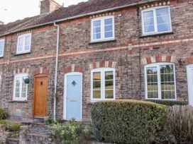 2 bedroom Cottage for rent in Telford