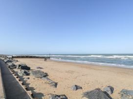 Mermaid's Purse - Norfolk - 1050079 - thumbnail photo 37