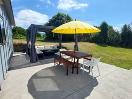 The Tui Studio - Te Anau Holiday Studio -  - 1051059 - thumbnail photo 11