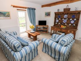 Garden Cottage - South Wales - 1053398 - thumbnail photo 4