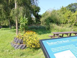 Burtons Mill Retreat - Norfolk - 1054002 - thumbnail photo 22