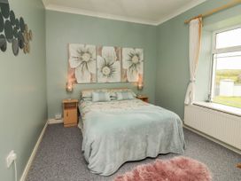 Sea View Lodge - County Clare - 1054100 - thumbnail photo 16